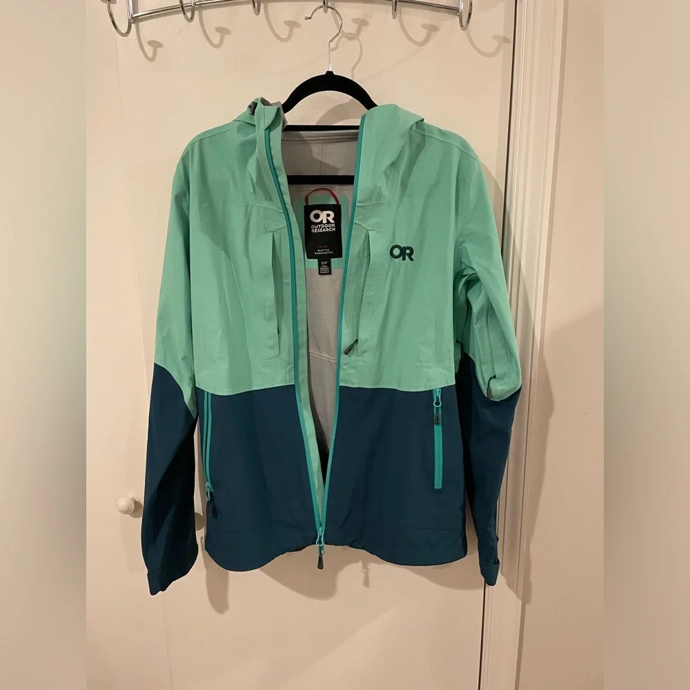 Outdoor Reception Women’s Carbide Jacket in Mint Blast/Treeline - Picture 2 of 10